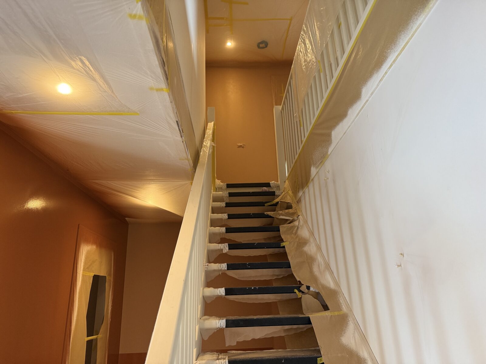 Stukadoor Meppel alles netjes afplakken in nieuwbouwwoning